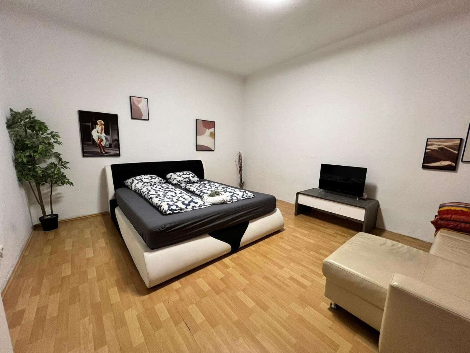 Sweet 1br Apartment, Enkplatz U3 15min To Center *